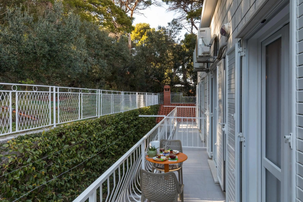 Apartments Lile