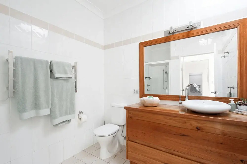 Arabella - Stylish Seaside Sanctuary With Views