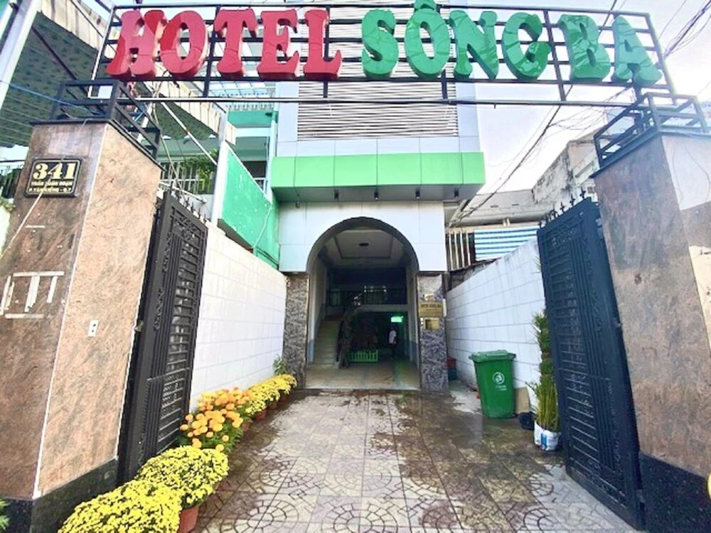 Oyo 992 Song Ba Hotel