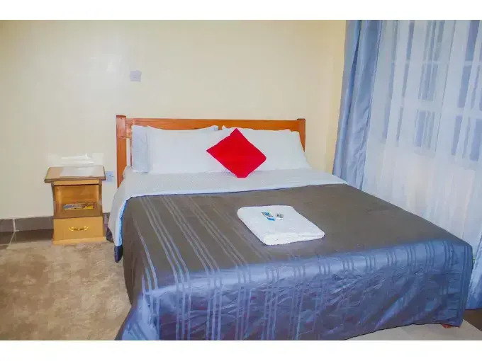 Elegant Comfy 3 Bedroom Apartment