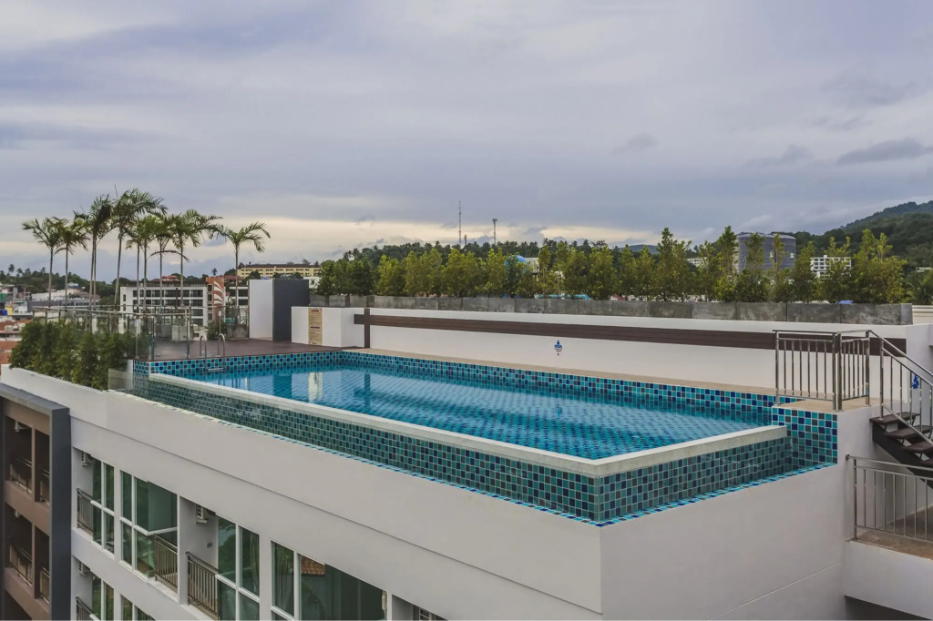 Condo in Kata in Ozone - Unit A708