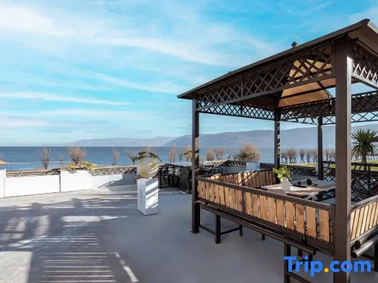 To the Mountains and Seas • LUME Designer Sea View Homestay