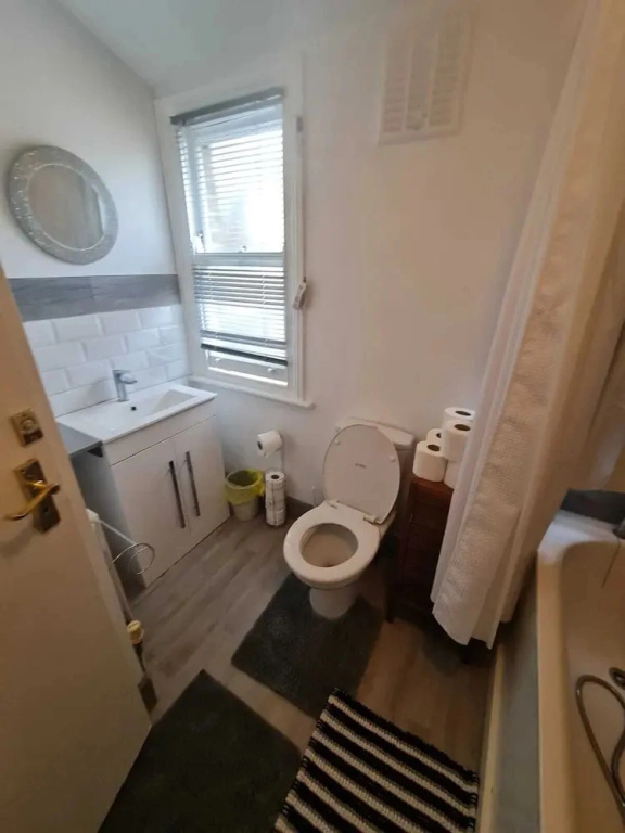 3-bed House in London Self-contained in Ladywell