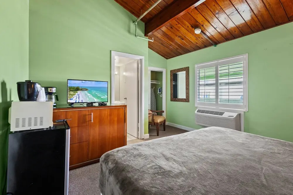 Oceanfront Inn Suite