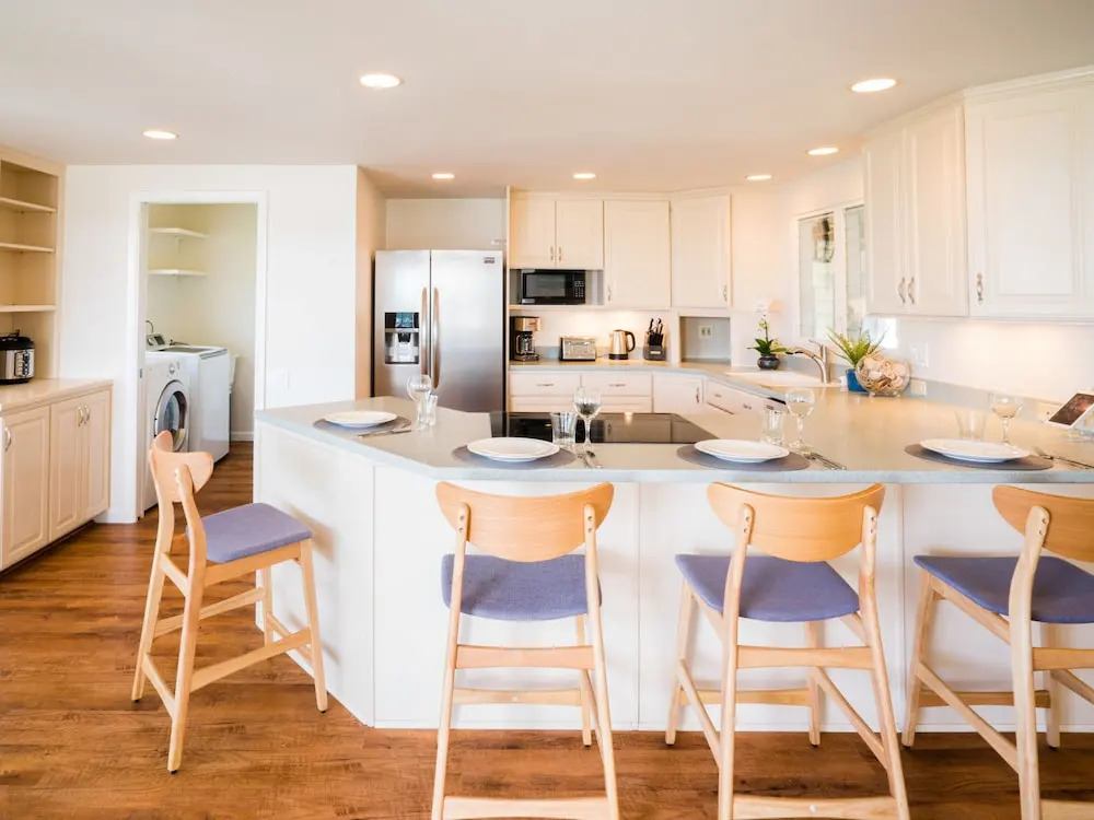 Hawaii Kai 4br W/ Wraparound Lanai & Ocean Views 4 Bedroom Home