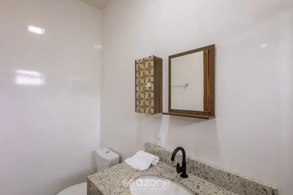 Rhes - Apt 2 min From the Beach in Bombinhas