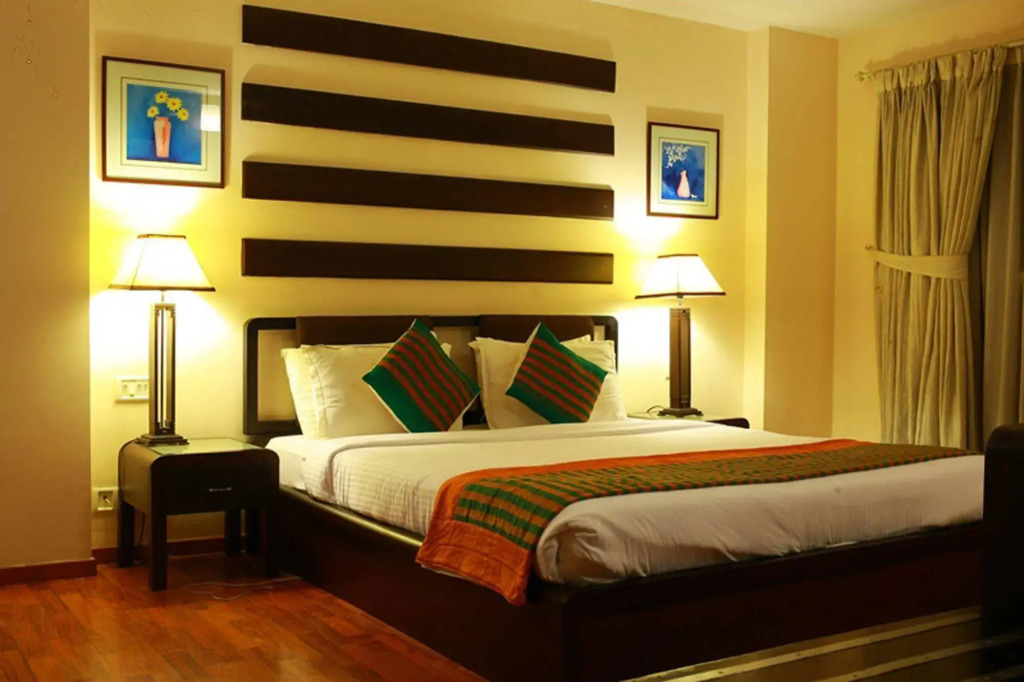 Hotel Kanoos Residency