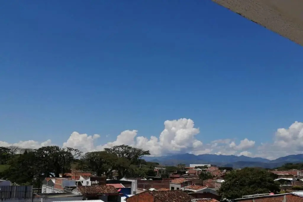 Apartamento de lujo , con linda vista, cuarto piso