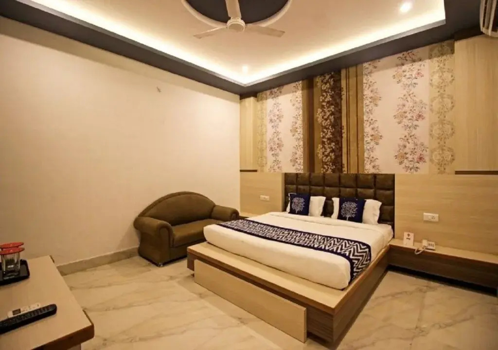 Hotel Grand Tapovan