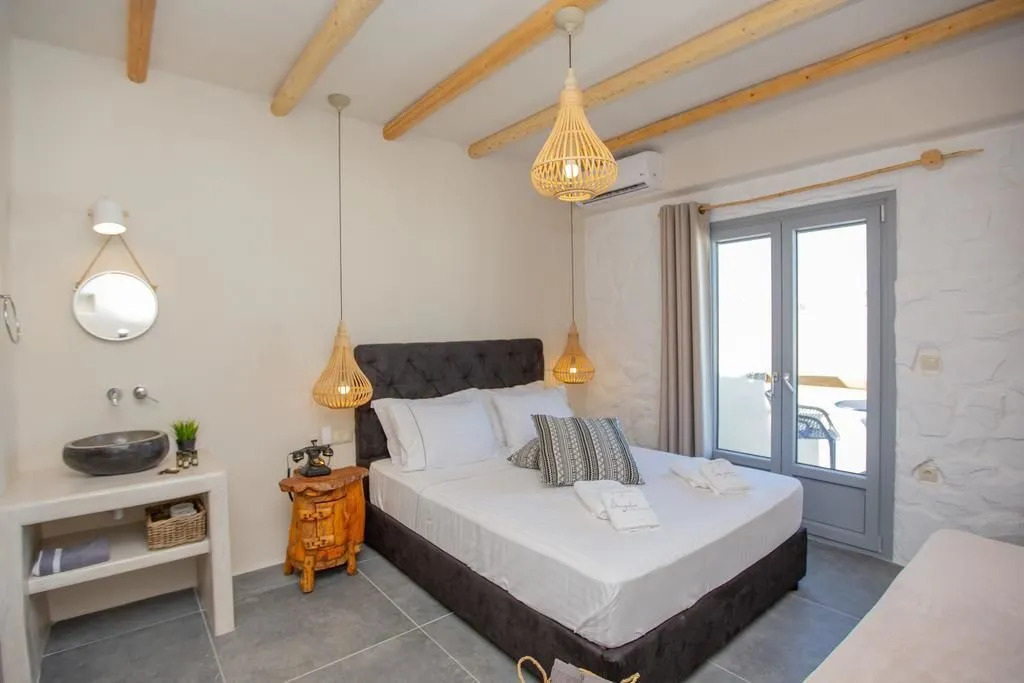 Ampelos Residence Naxos