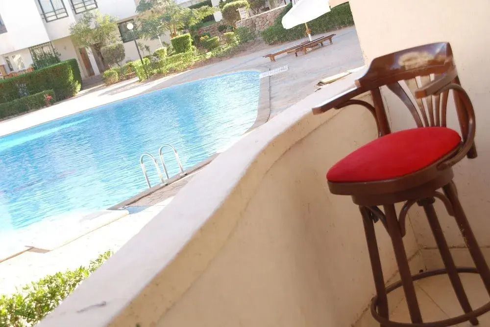 Criss Haya Apartments