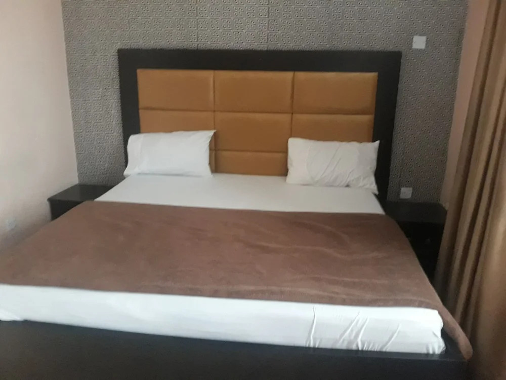 Laurel Blue Suites