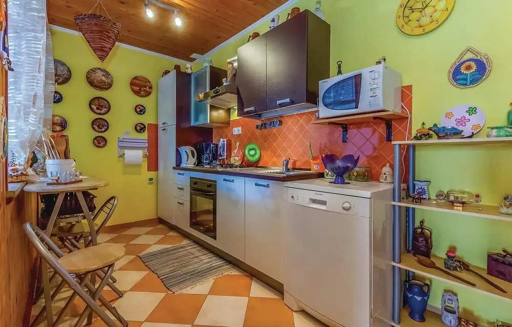 Beautiful Home in Crikvenica With Wifi and 3 Bedrooms