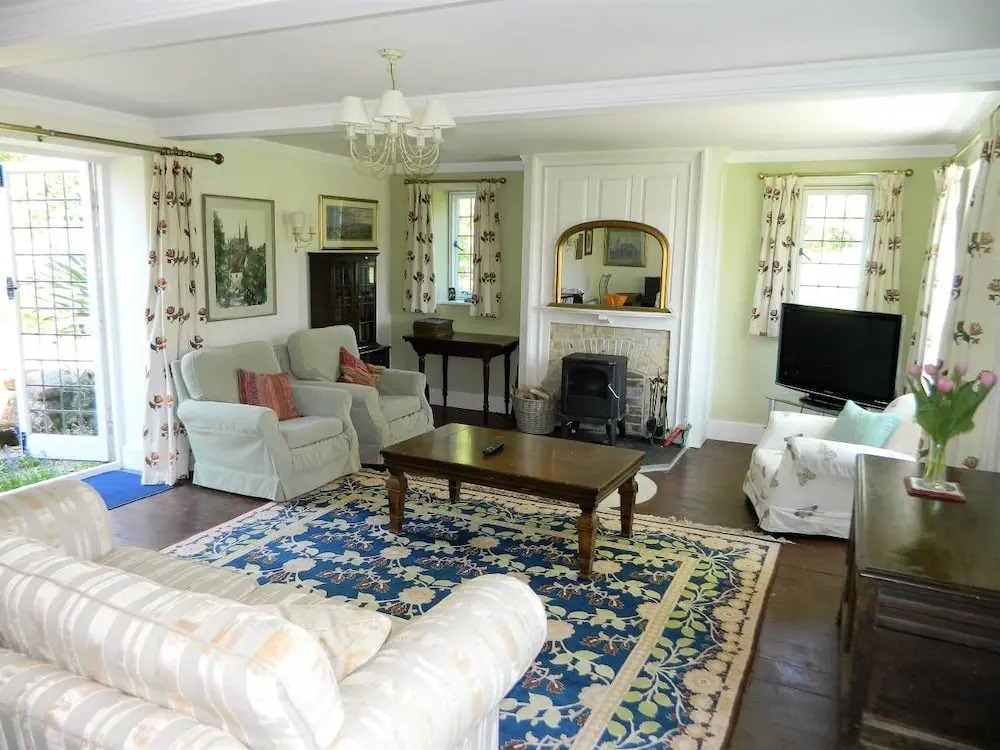 Victorian cottage overlooking the Plym Valley