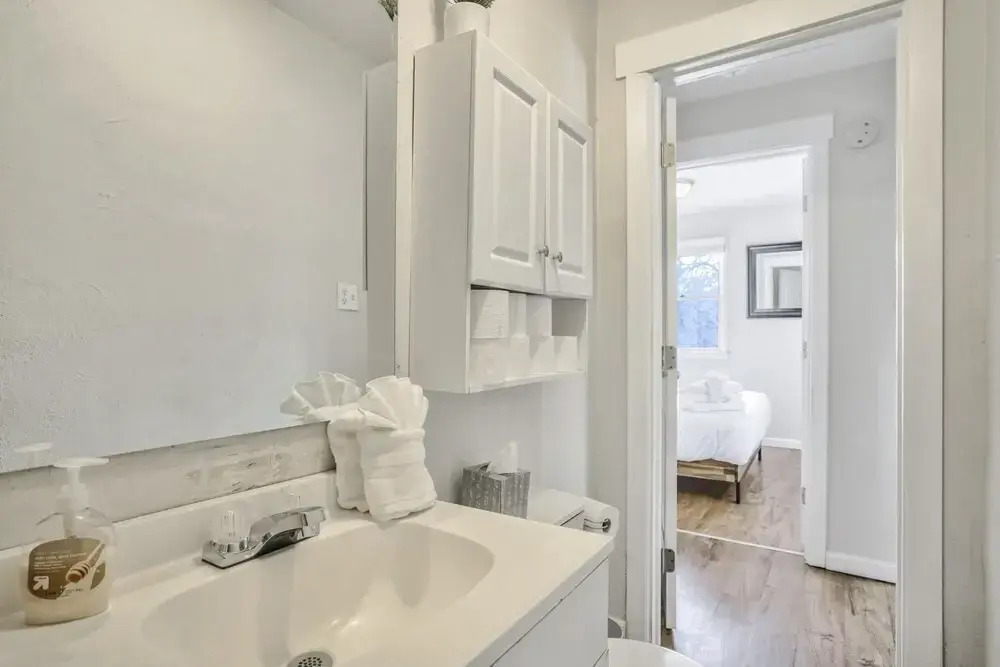 1BR Getaway Ivywild Neighborhood