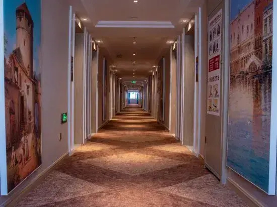 Vienna Hotel (Chakadian)