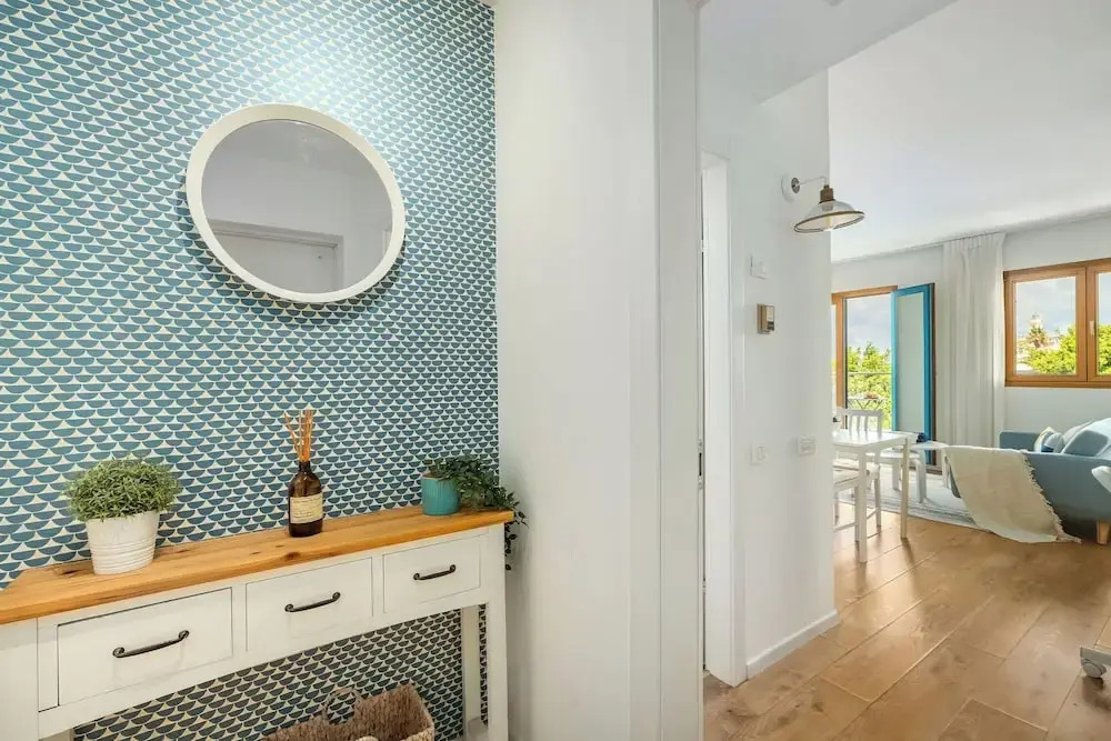 Jaffa Beachfront Studio by Sea N' Rent