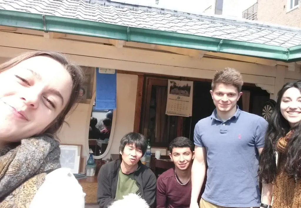 Emotion Guesthouse
