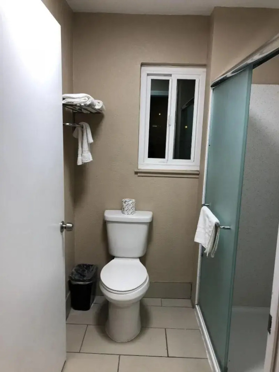 Casa Royal Inn