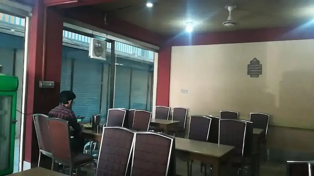 New Green Hotel