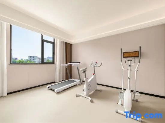 IDJ E-Sports Hotel