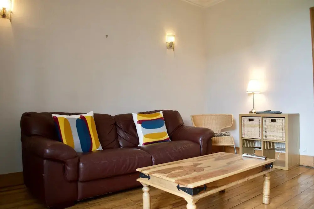 Bright 1 Bedroom Apartment At The Shore