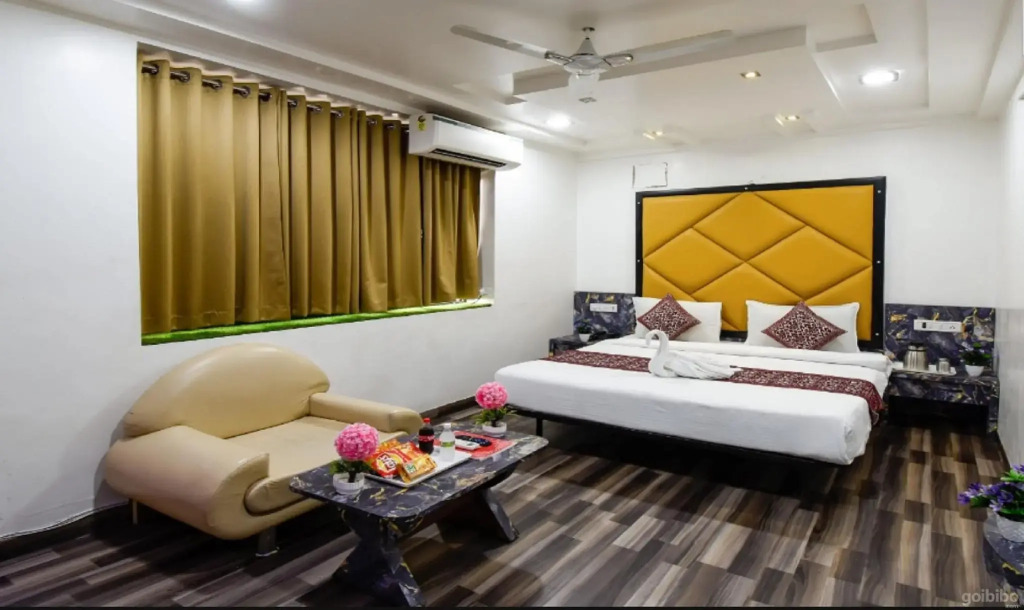 Hotel Satyug Inn
