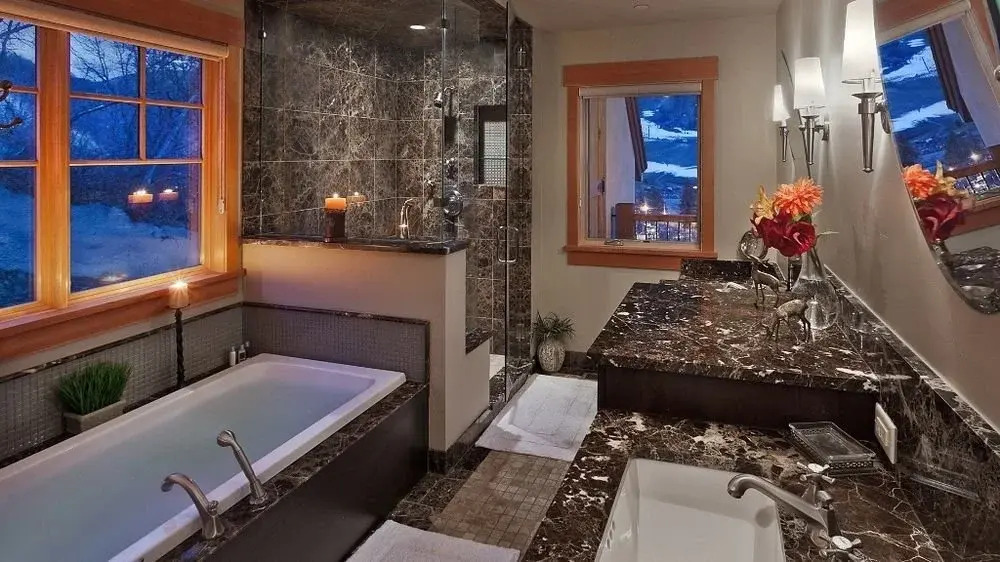 Peaks Storm Peak 4 Br condo by RedAwning