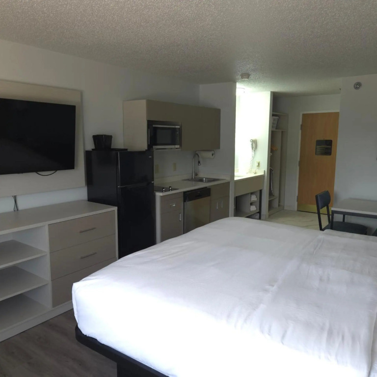 MainStay Suites LeClaire - Quad Cities