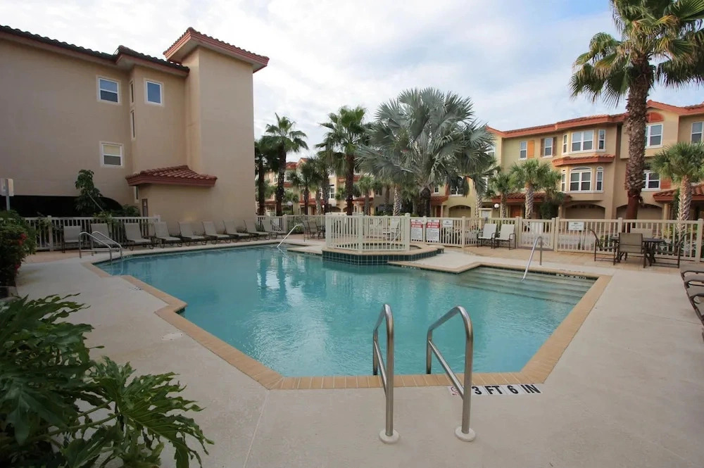 Bradenton Beach Club by RVA