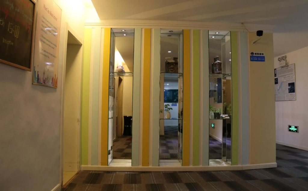 The Phoenix Hostel Shanghai