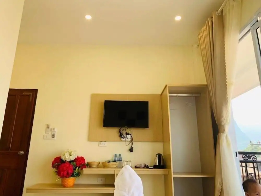 Hana VangVieng Hotel