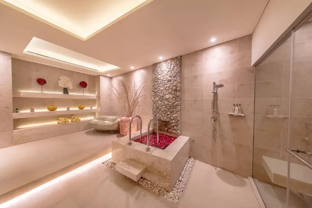 Villa Aqua
