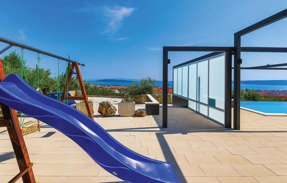 Nice Home in Kastel Novi with Outdoor Swimming Pool, Hot Tub & Outdoor Swimming Pool
