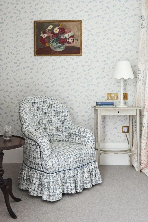 Leonardslee House