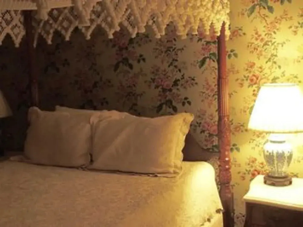 Wayside Inn