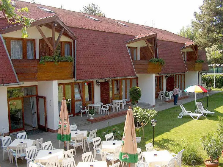 Kentaur Apartmanház