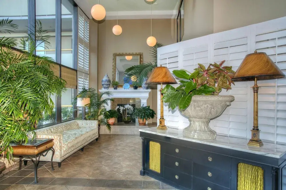 Ocean Creek South Tower #QQ1 Ocean View (P) by RedAwning