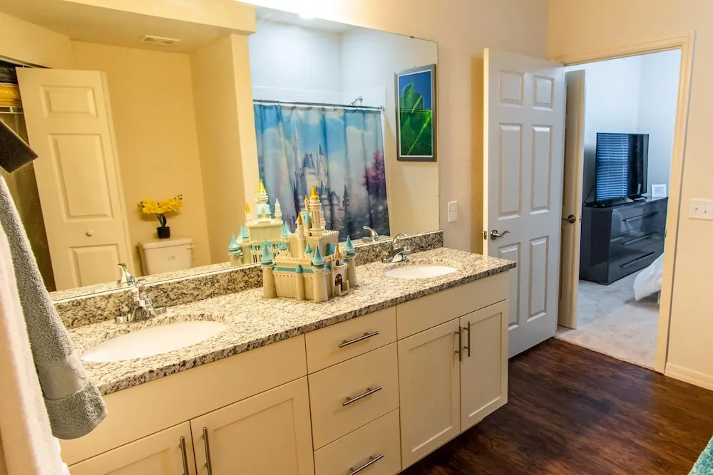 Dec Special at 10min Disney WL 3bed ID: 288146