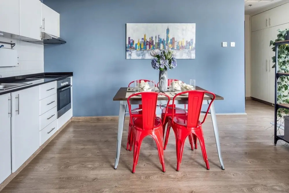 Vibrant Studio in Dubai Marina - Near Metro & Tram