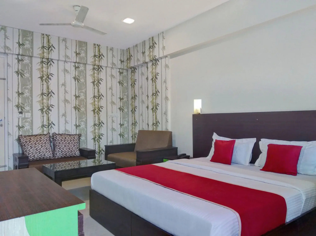 OYO 11683 Hotel YMCA