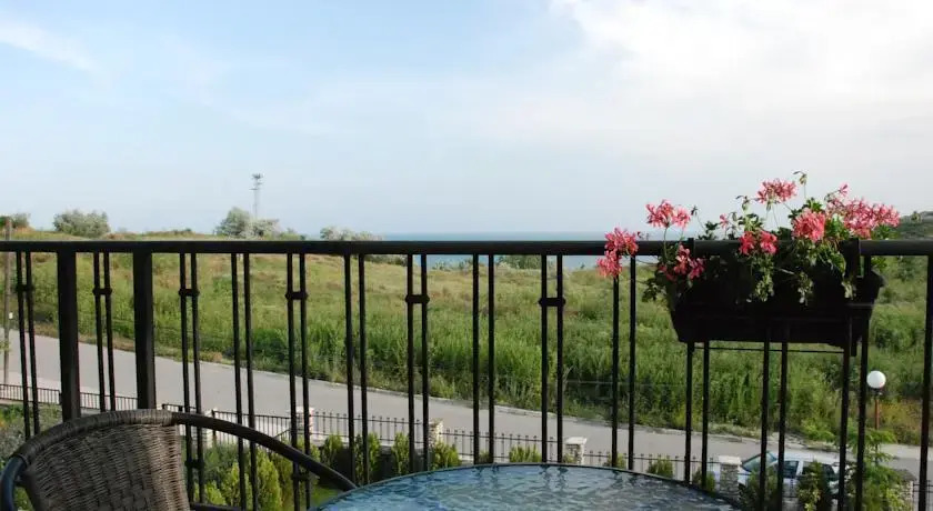 Guest House Balchik Hills