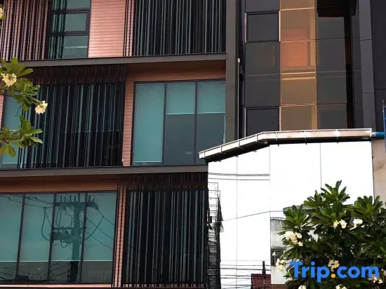 Polkadot Hostel
