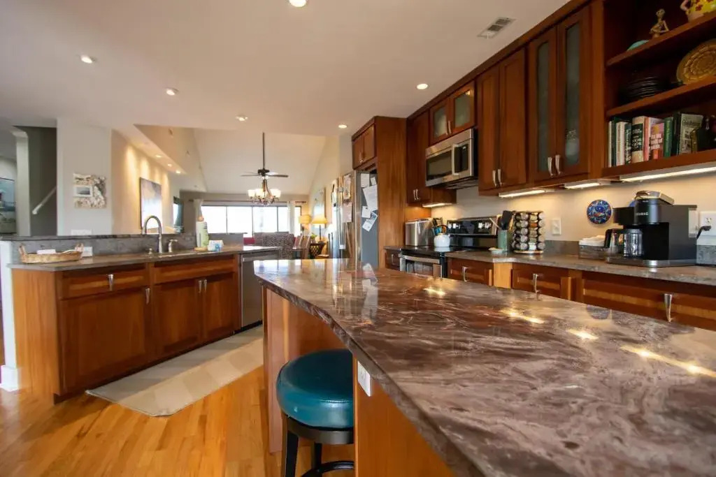 125 Ocean Point