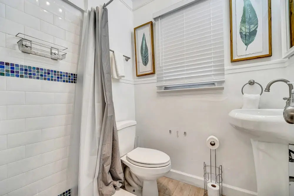 Family Home Heated Pool Victoria Park2BR