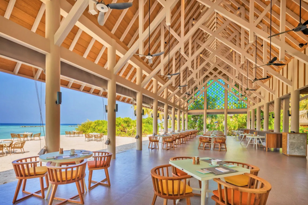 Emerald Faarufushi Resort & Spa - Deluxe All Inclusive