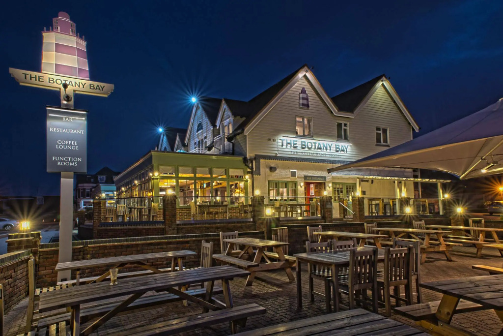 The Fayreness Hotel