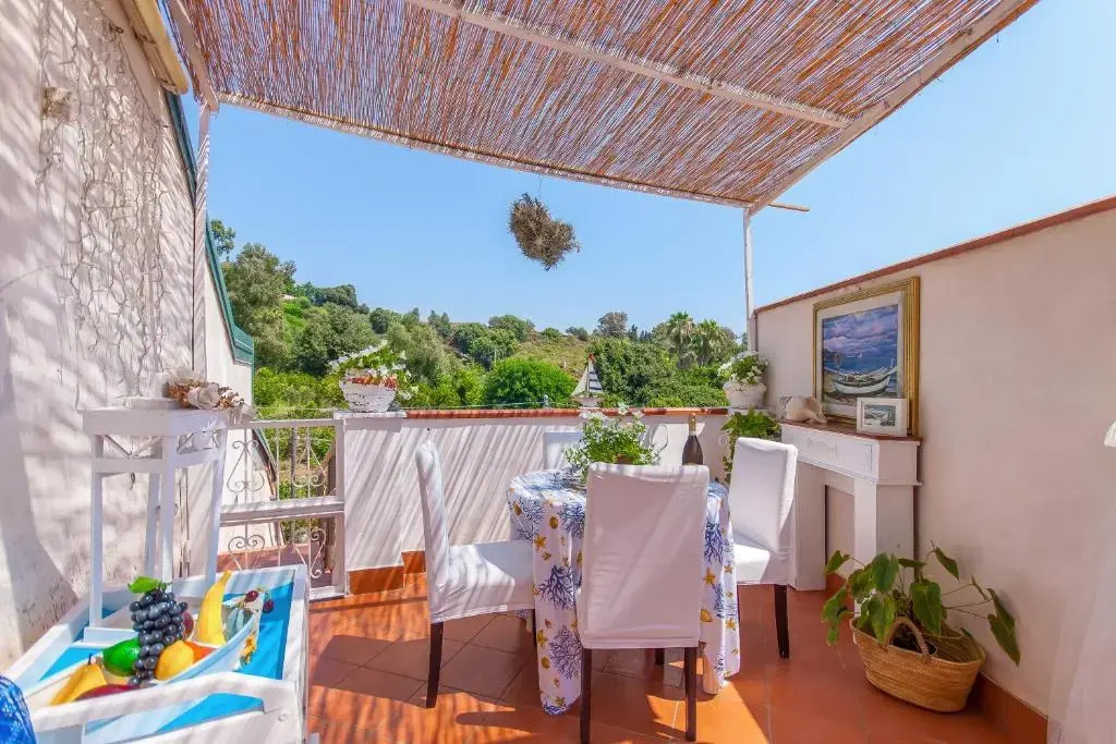 Casa Azzurra Front Beach