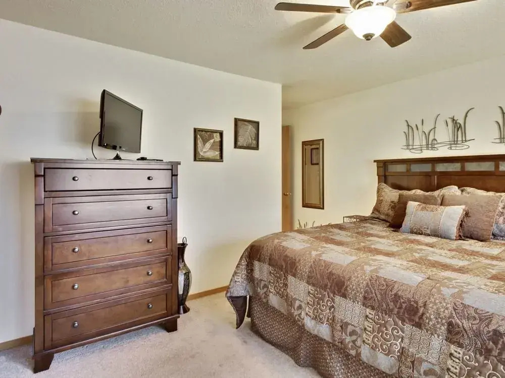 Fairway Village 12 3 Br home by RedAwning