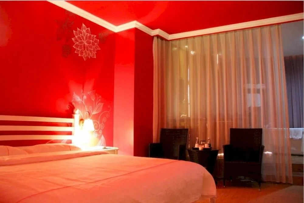 For You Theme Hotel Liujiukong Branch
